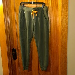 Figs Moss Green Zamora Jogger Scrub Pants Size Medium